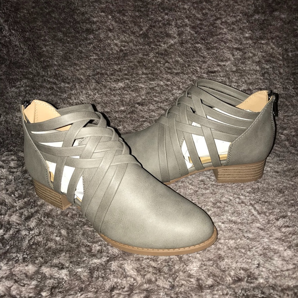 Gray booties NEW